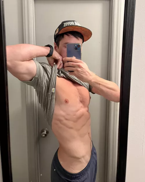 Mirror shot by Shred_and_Bread