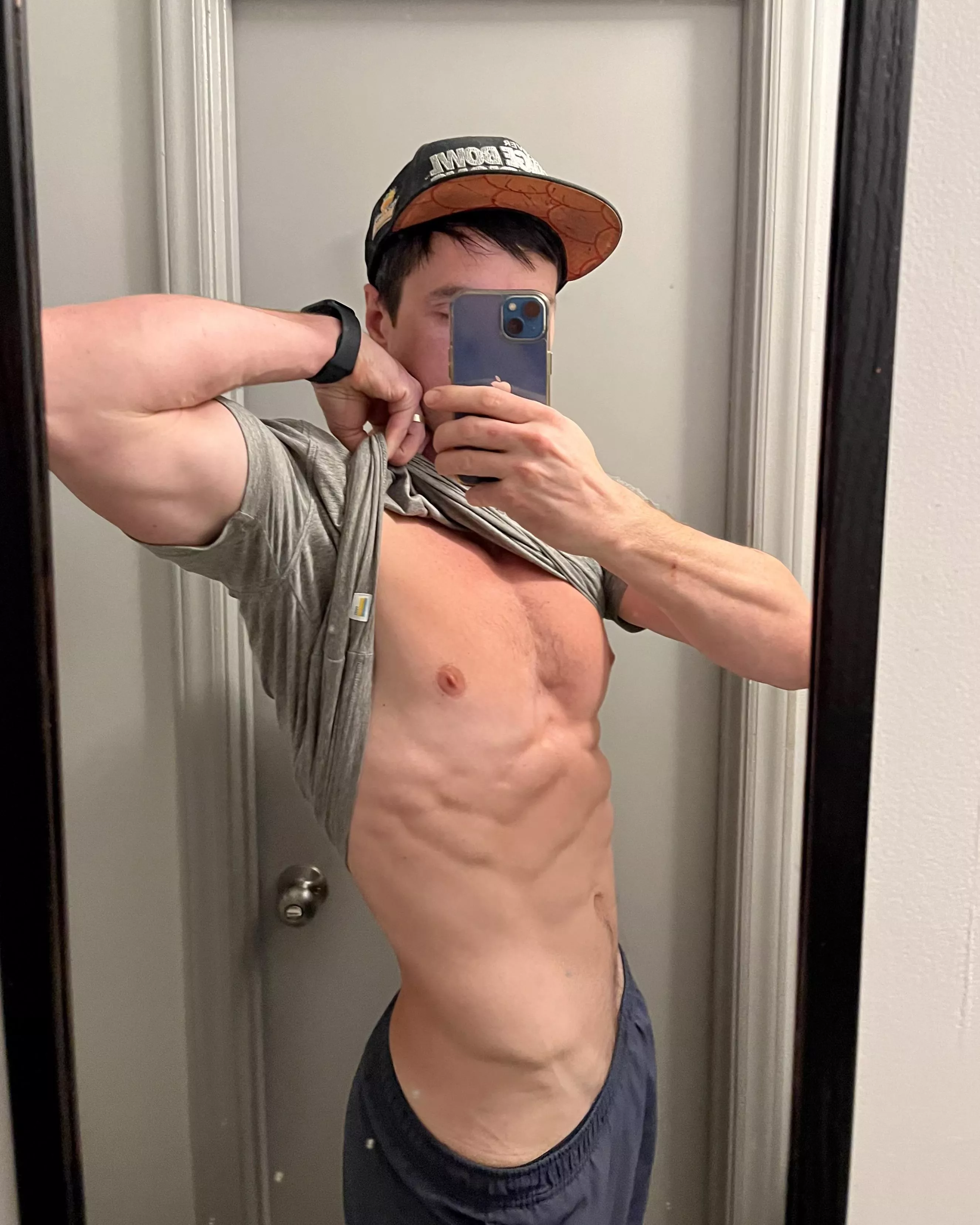 Mirror shot posted by Shred_and_Bread