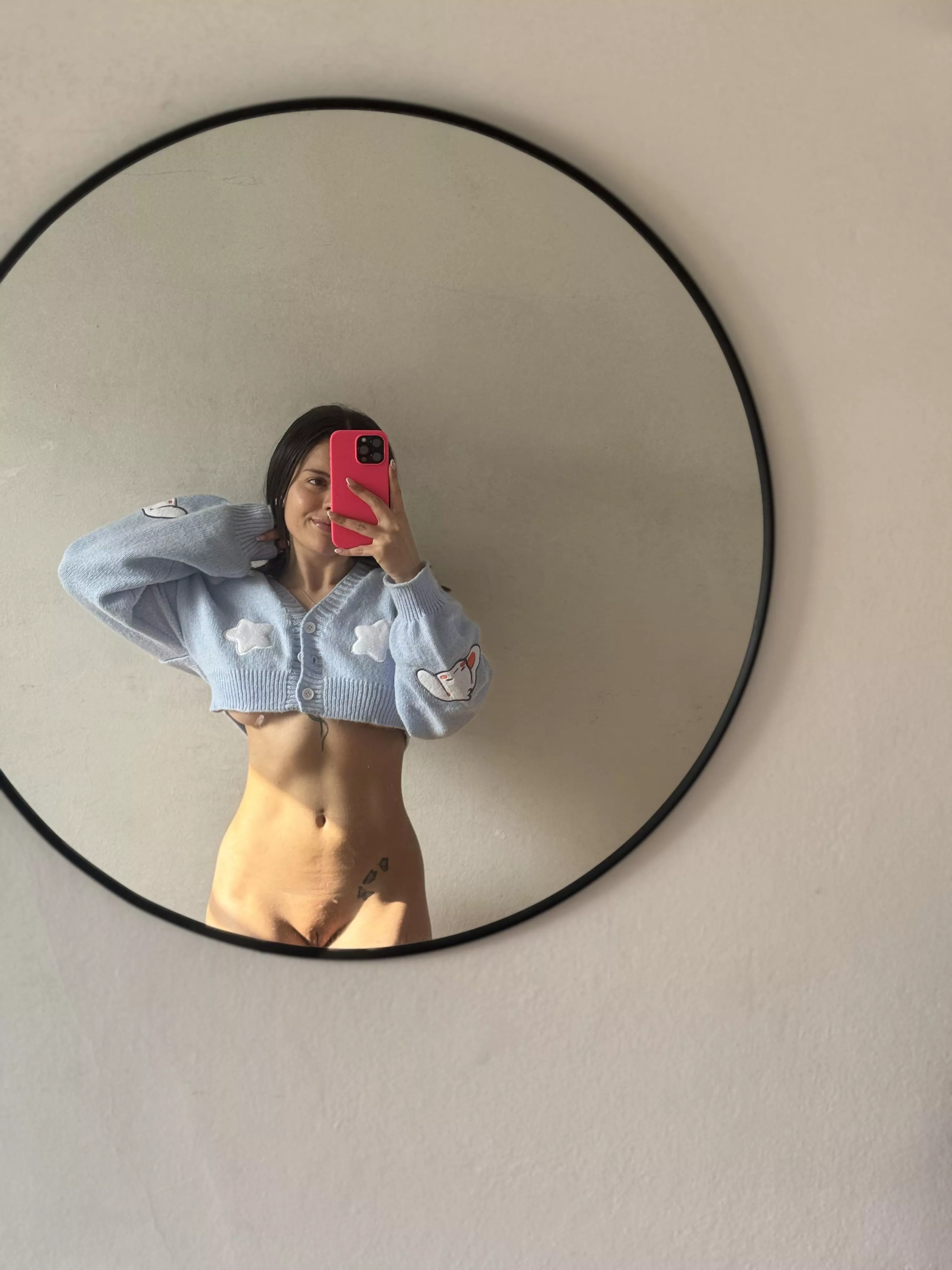 My little body can be very fun posted by Littlemoll