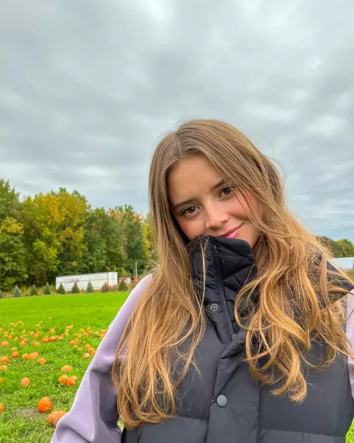 Susi Vidal by JealousThroat69