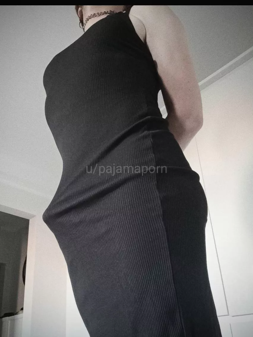 We are on a date and you notice my massive bulge. Wyd? posted by pajamaporn