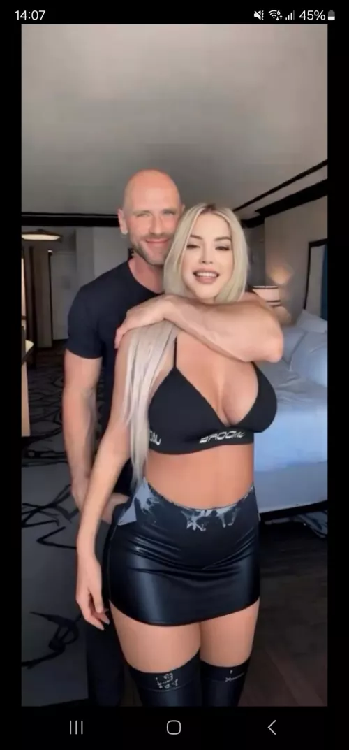 Who is the girl ? by Fluid_Ad6116