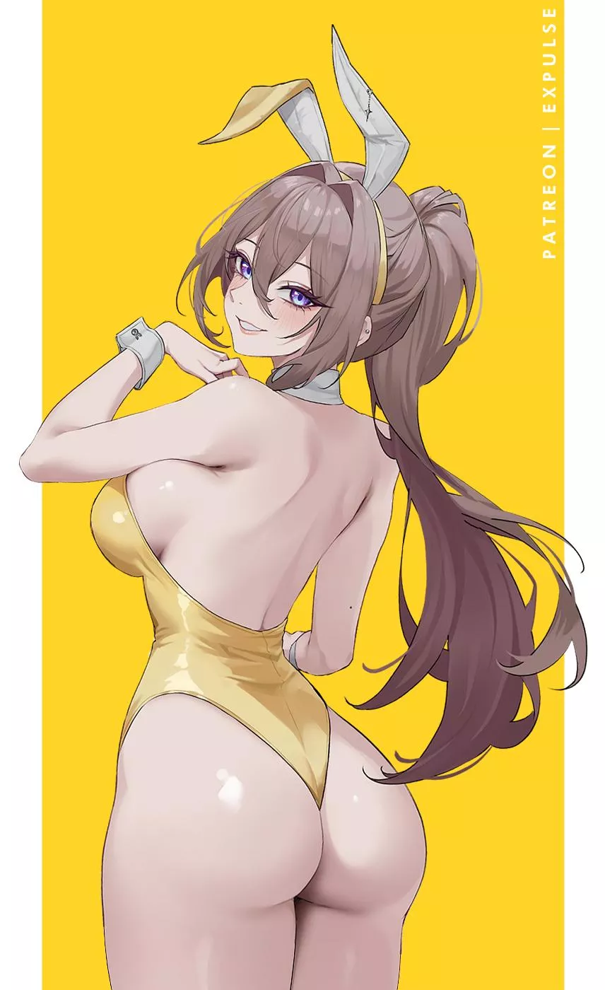 Yellow Bunny  posted by CheetahSperm18