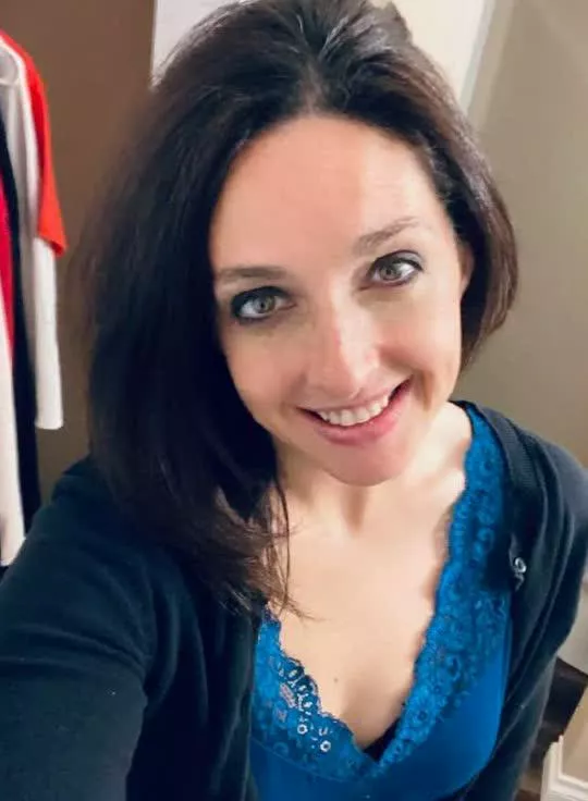 Any married men want a one nighter...
 posted by avafieryy