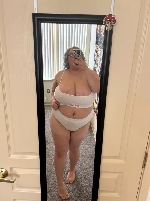 Bra can’t hold back my big boobies  by thatonegirl_mkh