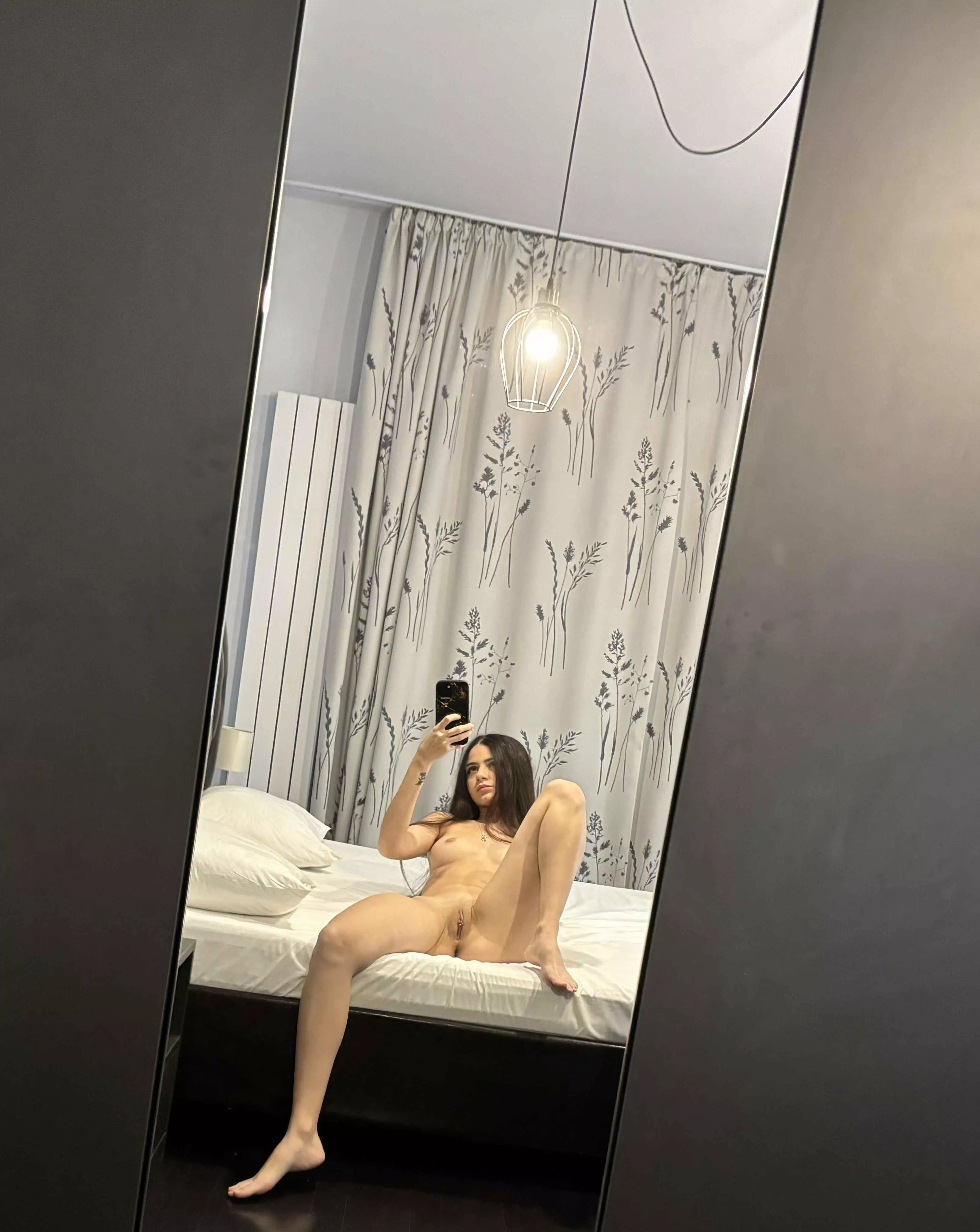 Come closer and I'll give you a best treat posted by anais_loveee