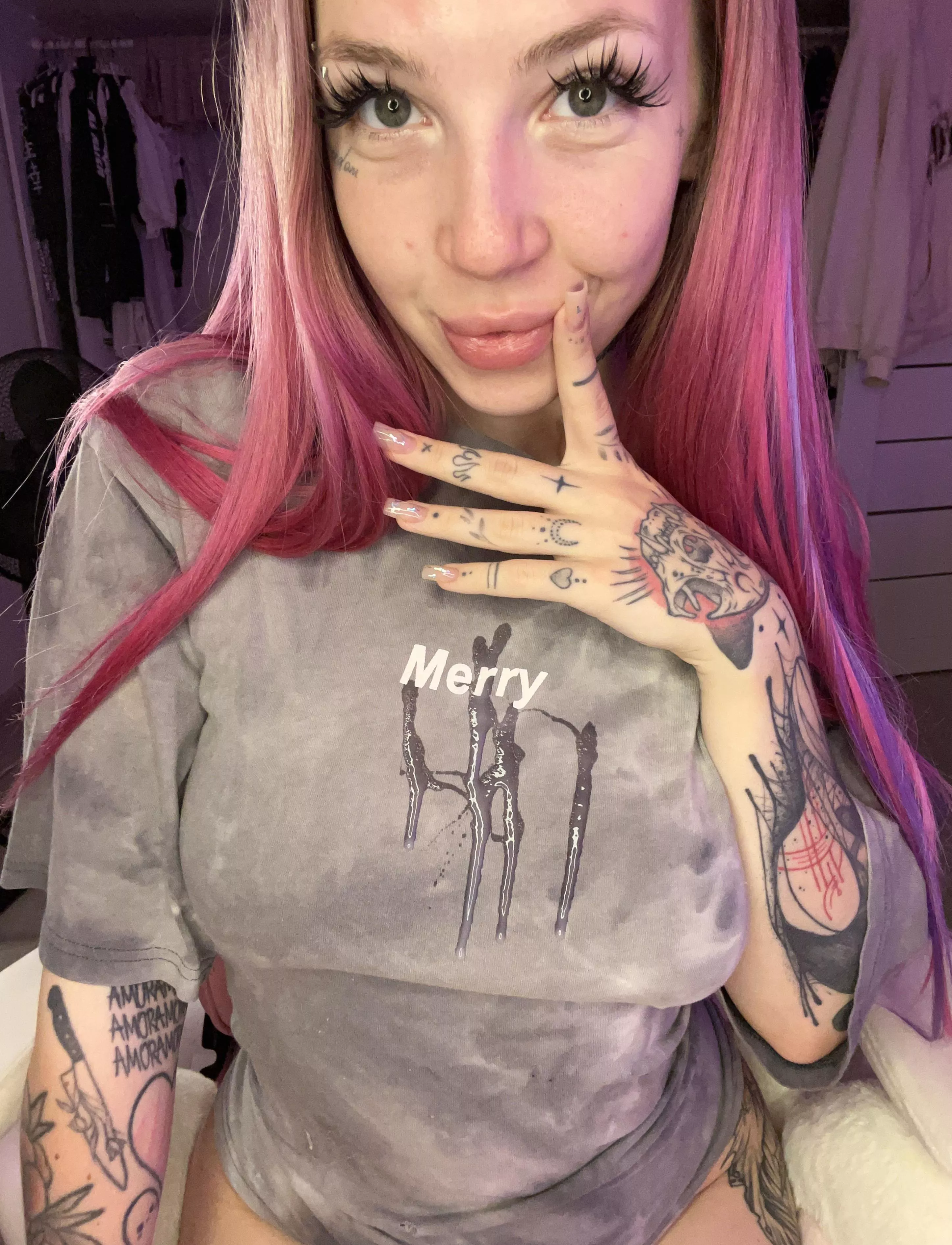 Dad got my T-shirt dirty, I should probably take it off posted by Wonderfullbabyy