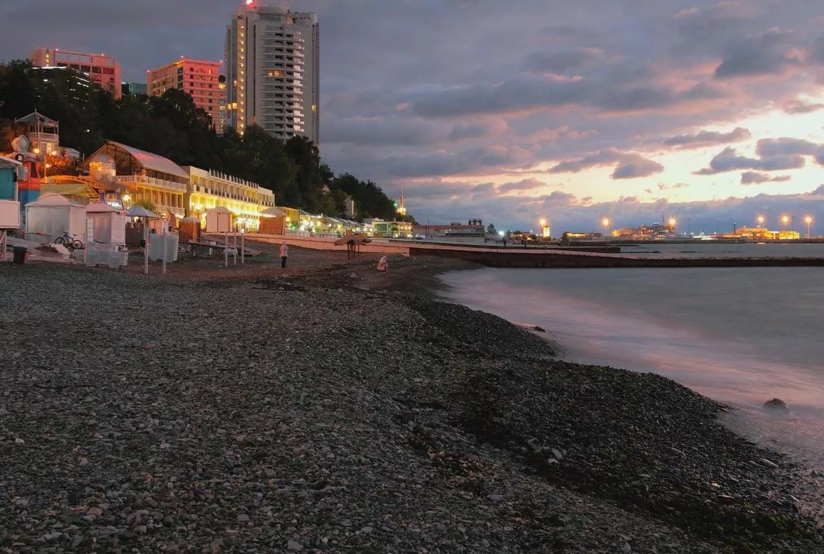 Excellent pebble beach near the hotel posted by shinney_k