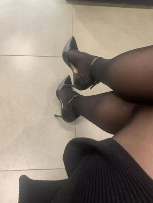 Good heels for college 👠💅 by alishalove_