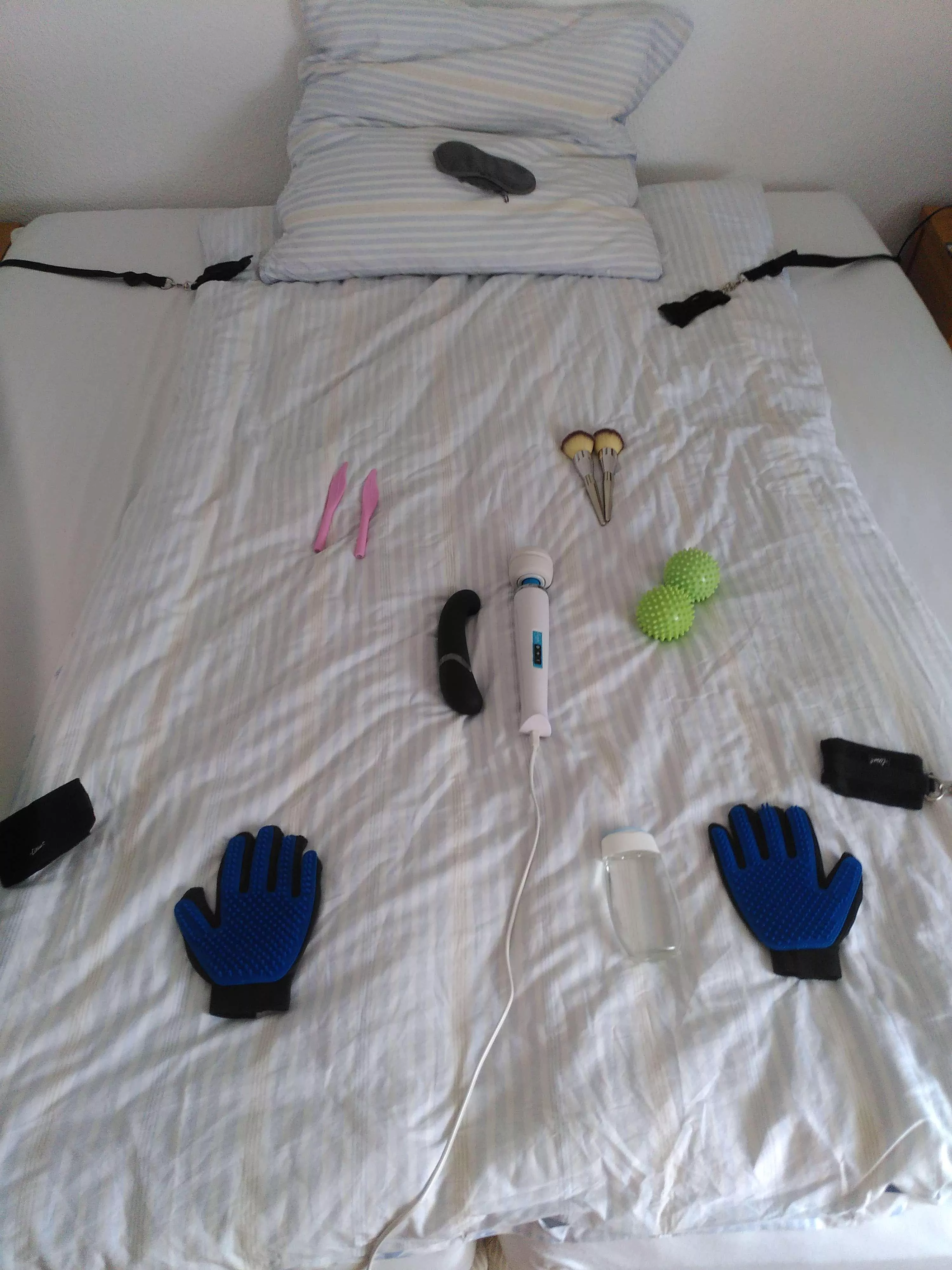 Had some ticklish fun with my gf :) posted by Princess_Tickle