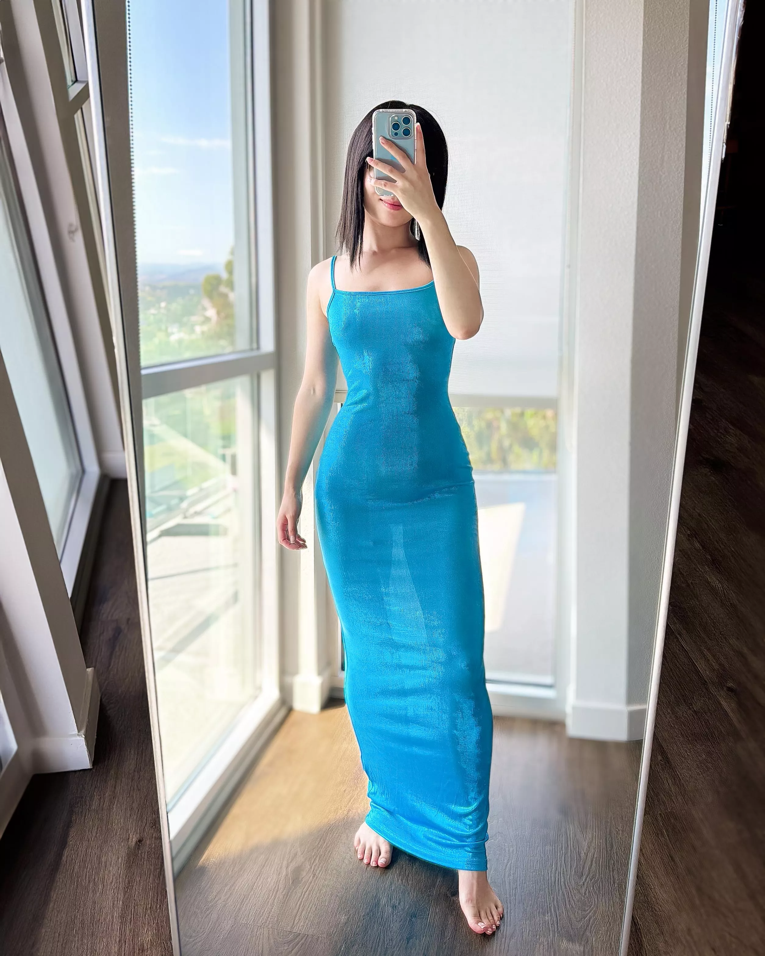 I love dresses that (f)it like this  posted by fun-sized-asian