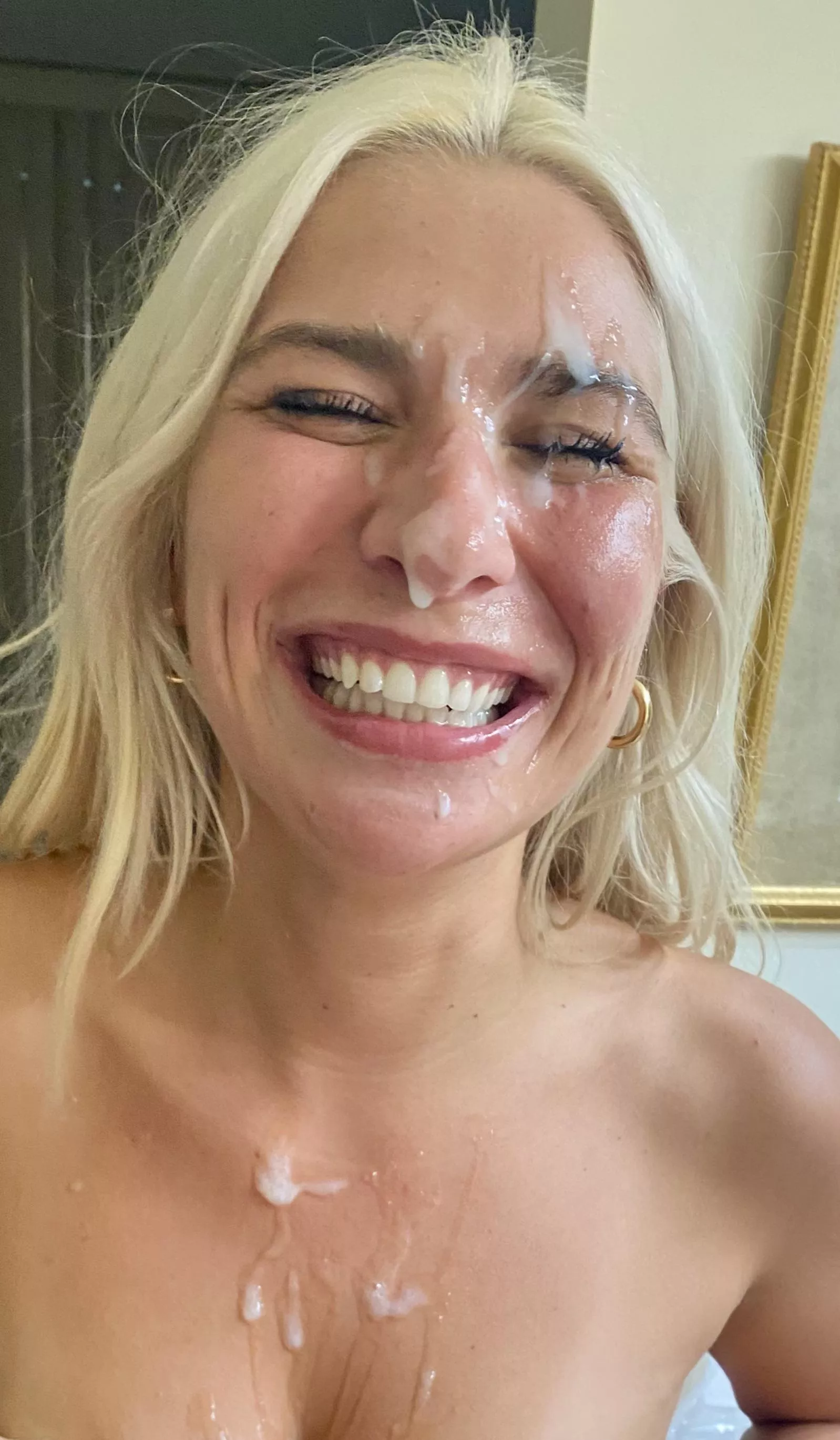 I think I’m Daddy’s favorite now posted by BlondeBunnyyyy