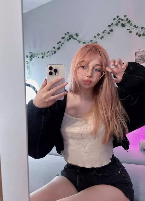 If you give them a kiss, you'll have good luck all year! ; by mayobeby