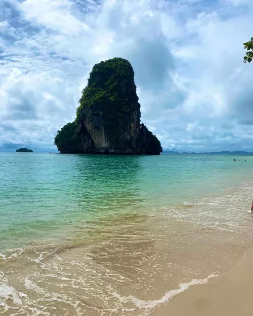 Life's tiring, so I will always choose vitamin sea.  by Zop360