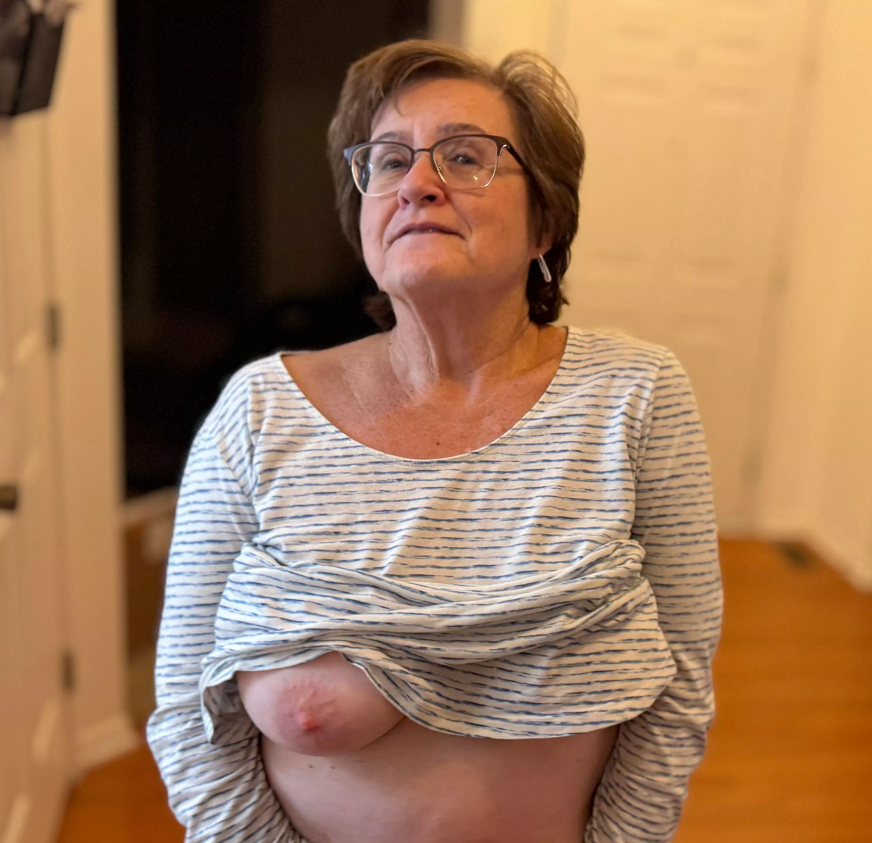 Older women know how to fuck! Allow me to demonstrate... posted by sassyval68