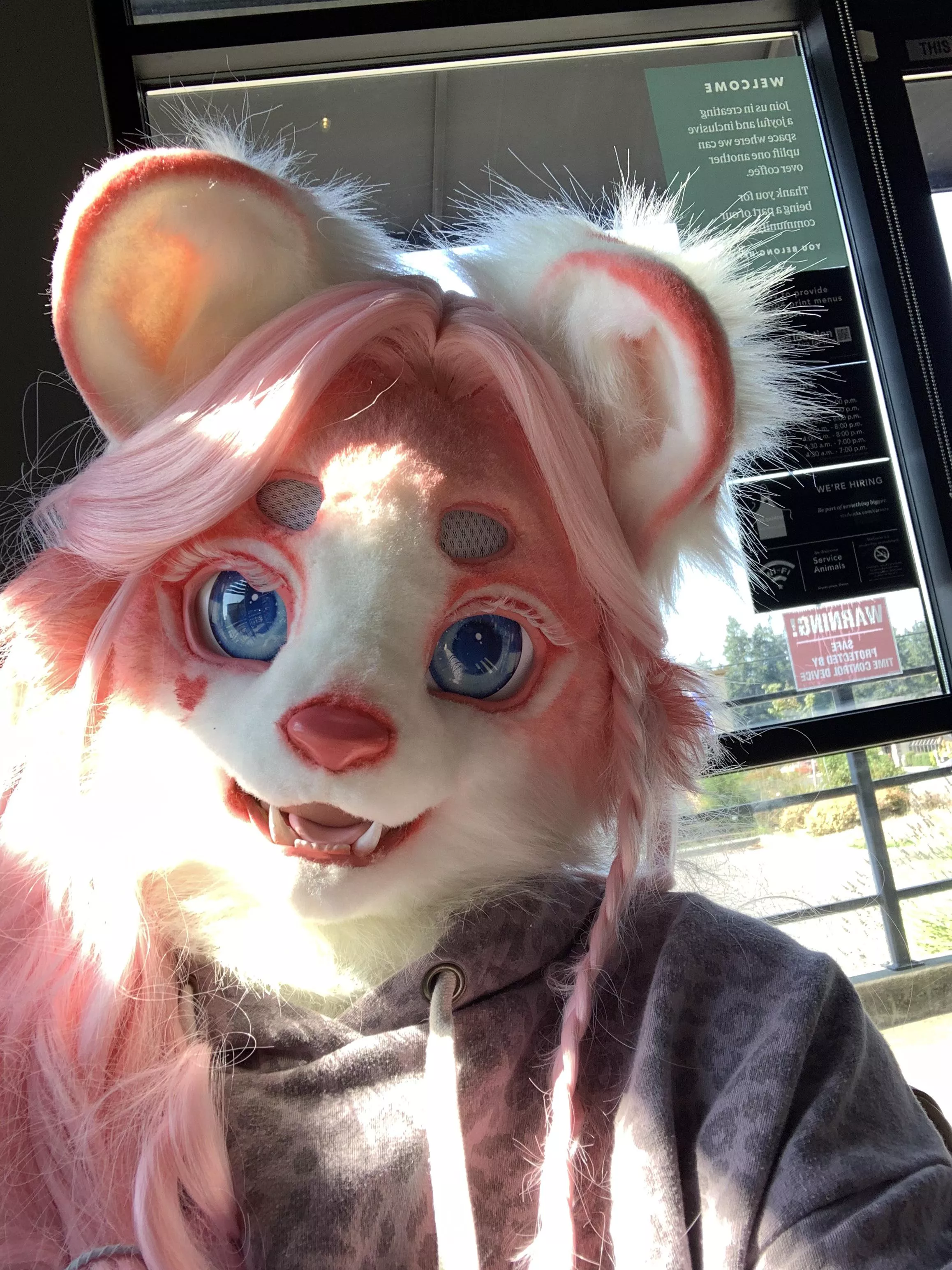 Pretty in pink! 💕💅 posted by Cambriangirl123