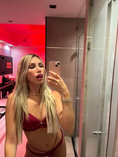 So thirsty.. I wanna jump on your cock by LunarLeia