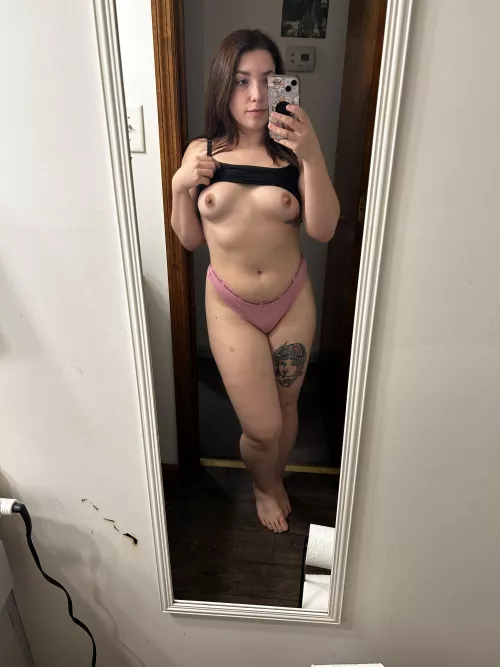 what do you call a girl who invites you over to her house on the first date?  by TwoLittleSparrows2