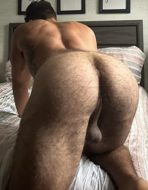 You coming to bed?  by dariusluxx