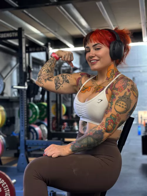 You into buff goth girls by any chance  by power_midget