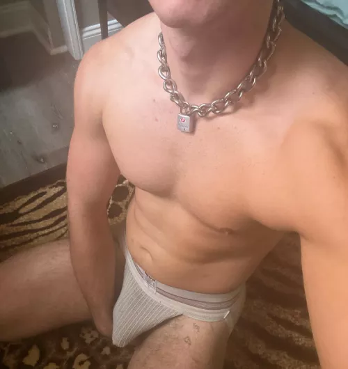 22 m sub looking for other muscle sub boys for my master. He will ruin you just as he did to me. HMU  by Realistic_Guitar_458