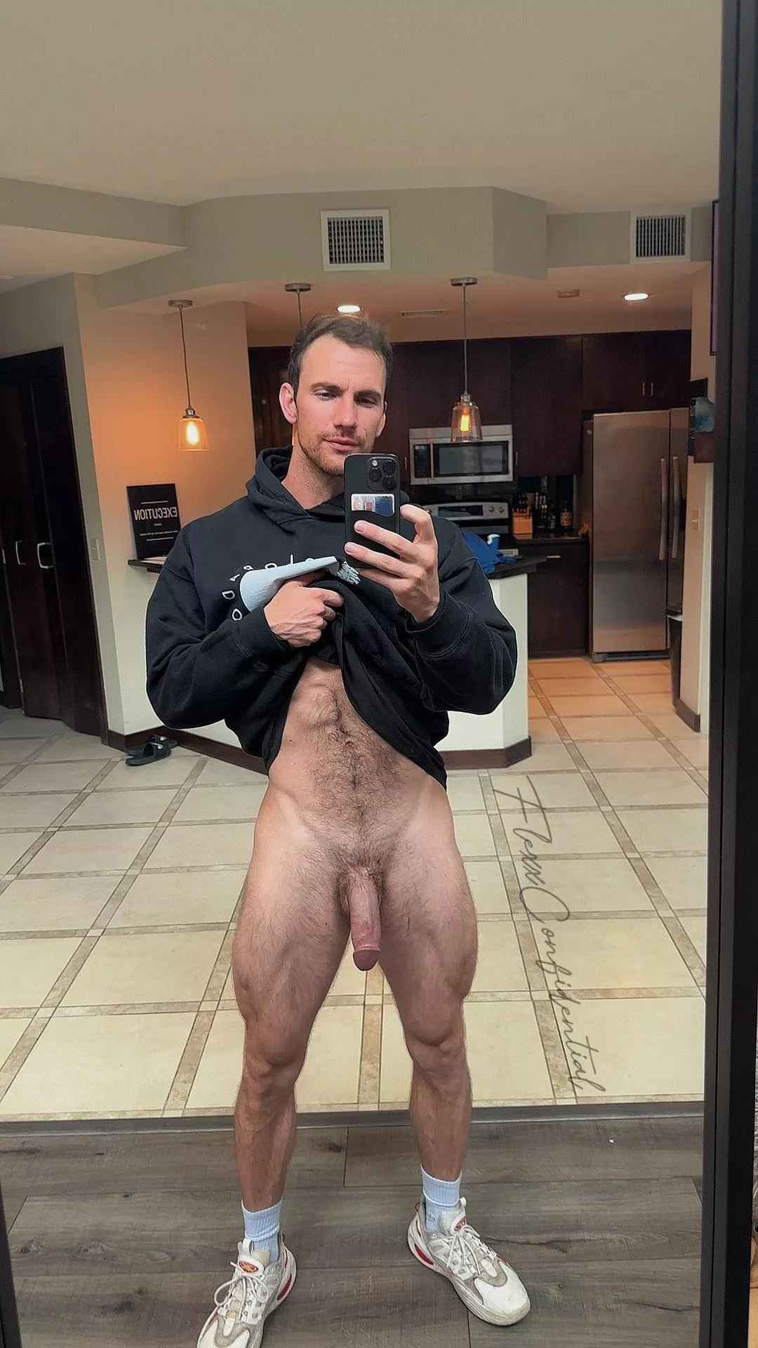 [27] Who likes a little belly hair? posted by ConfidentialPhysique