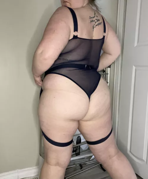 Caption isn’t required  by titsandavocadoes