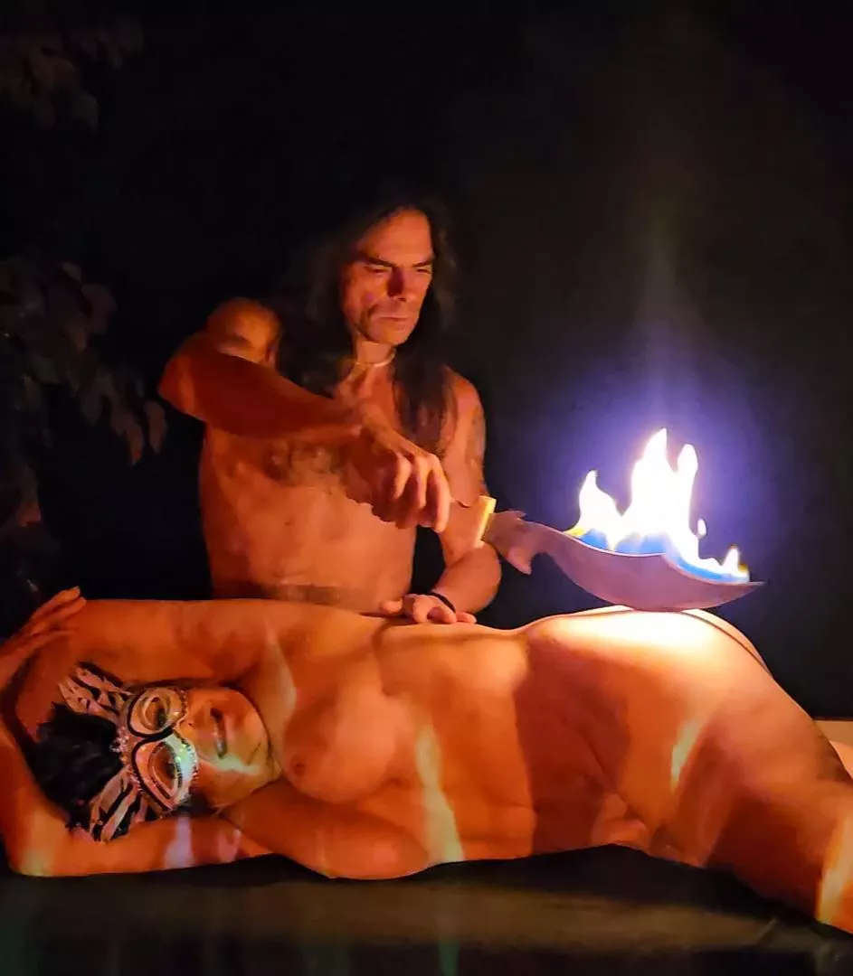 Fire knife! posted by Time_is_Illusory