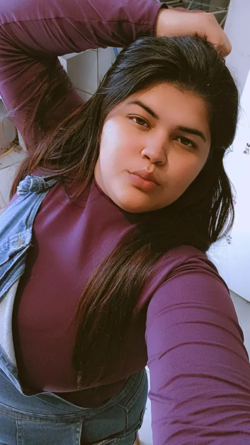 Good morning love, it rains in my country. So that makes me think strange things haha  by Fernanda0724