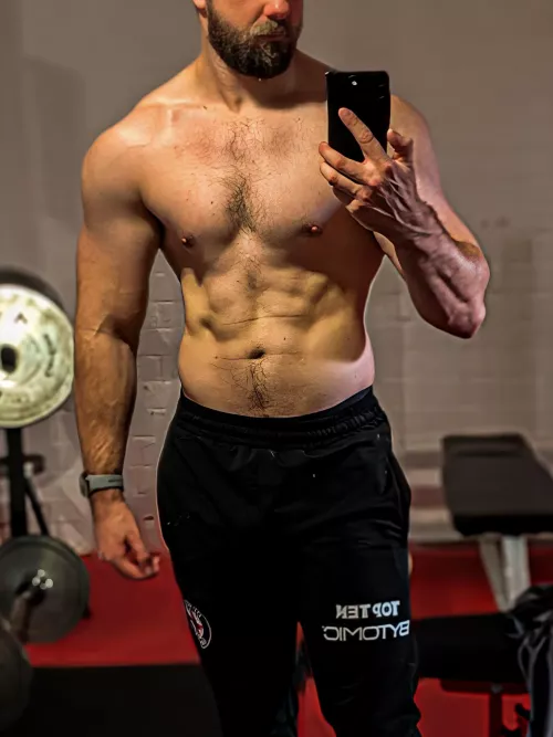 Halfway through the cut, how do I look? by InternHefty3922