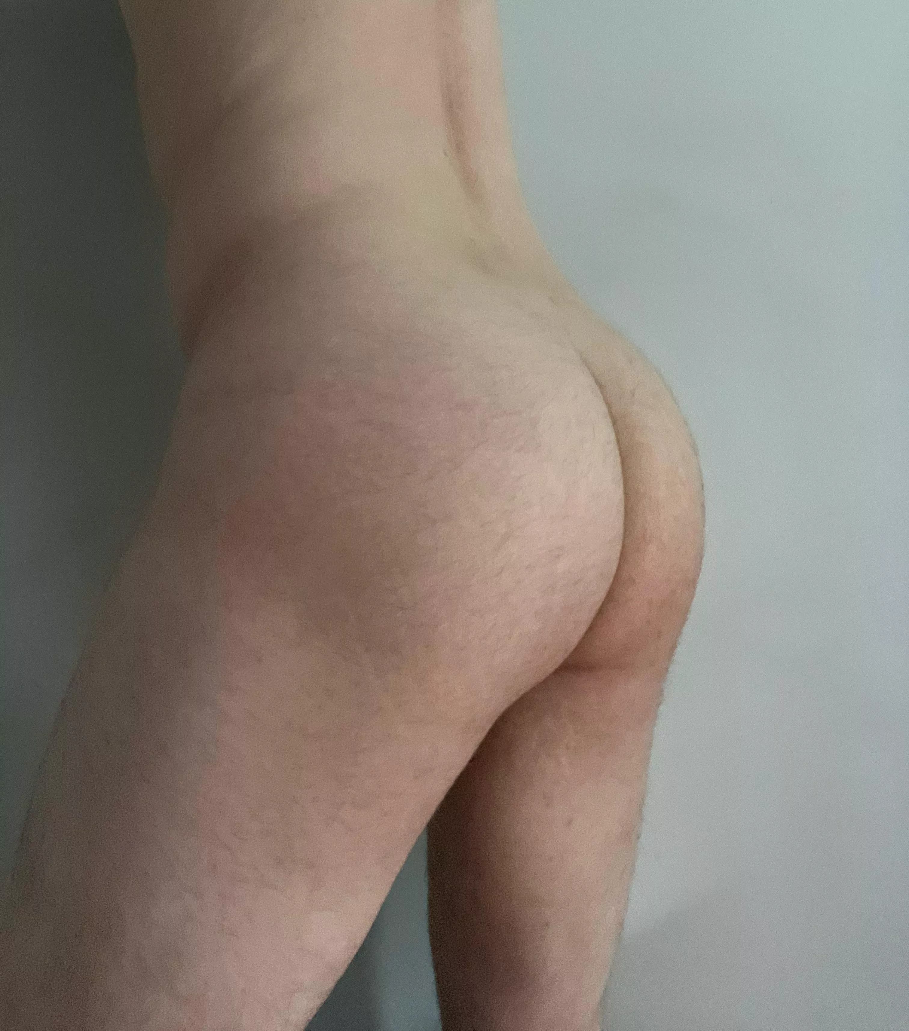 Happy Friday everyone 😊 posted by AlexMN323