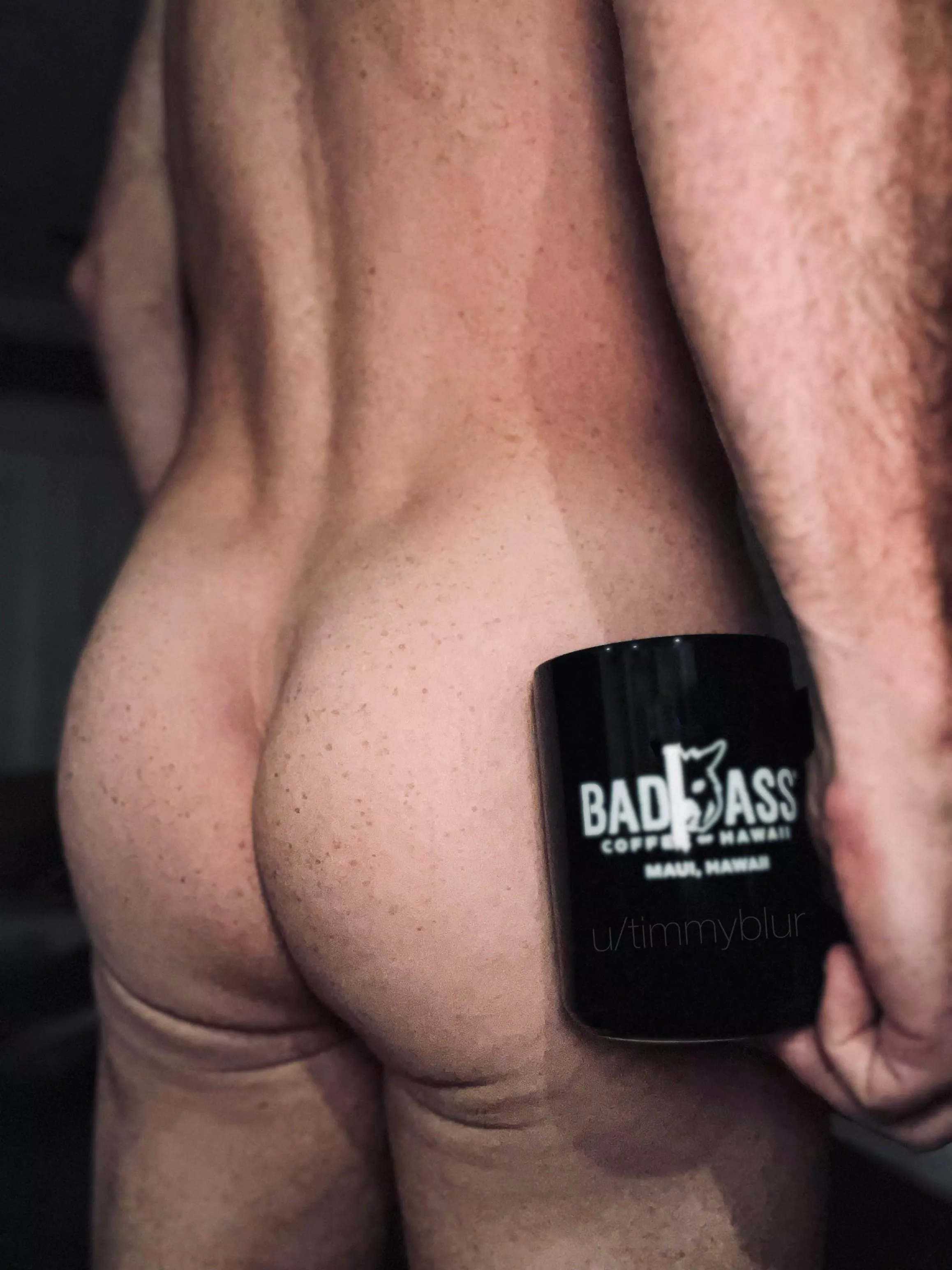 I really don’t think my ass is all that bad. What say you? 🤔 posted by timmyblur