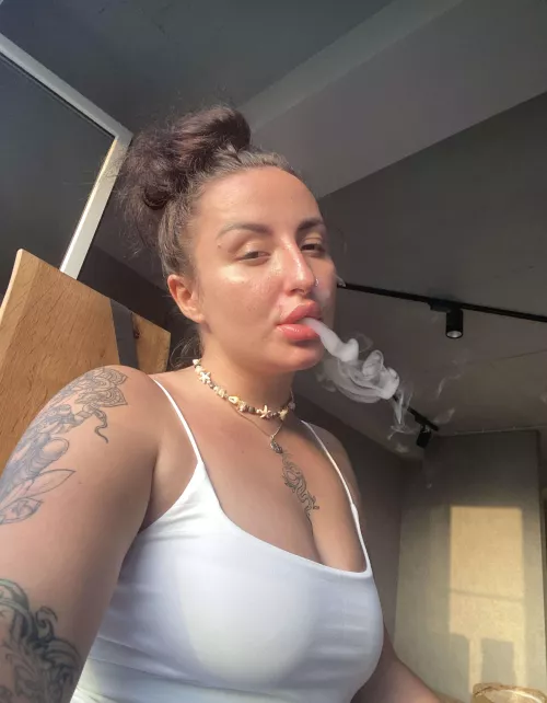 Is smoking a bad thing by Honey_Pleasure