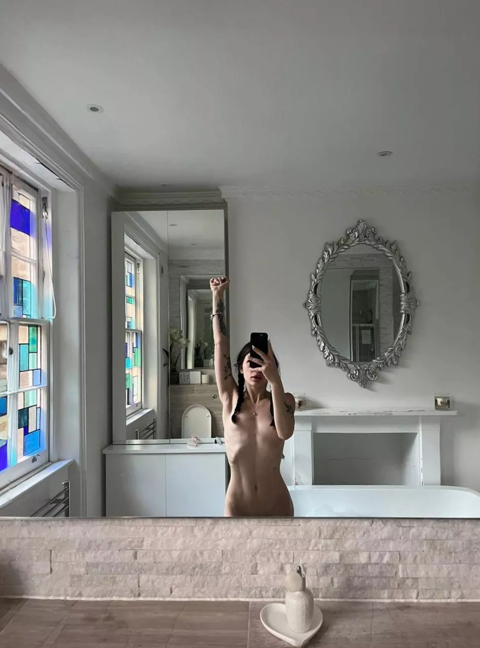 kiss my bones posted by GoddessCharm_