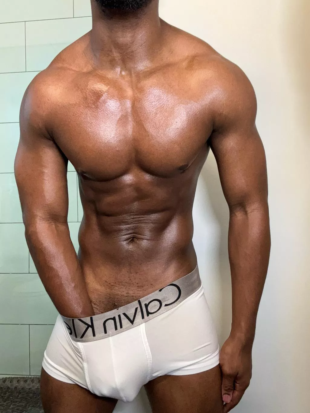 Lean into me  posted by Lerenz0118