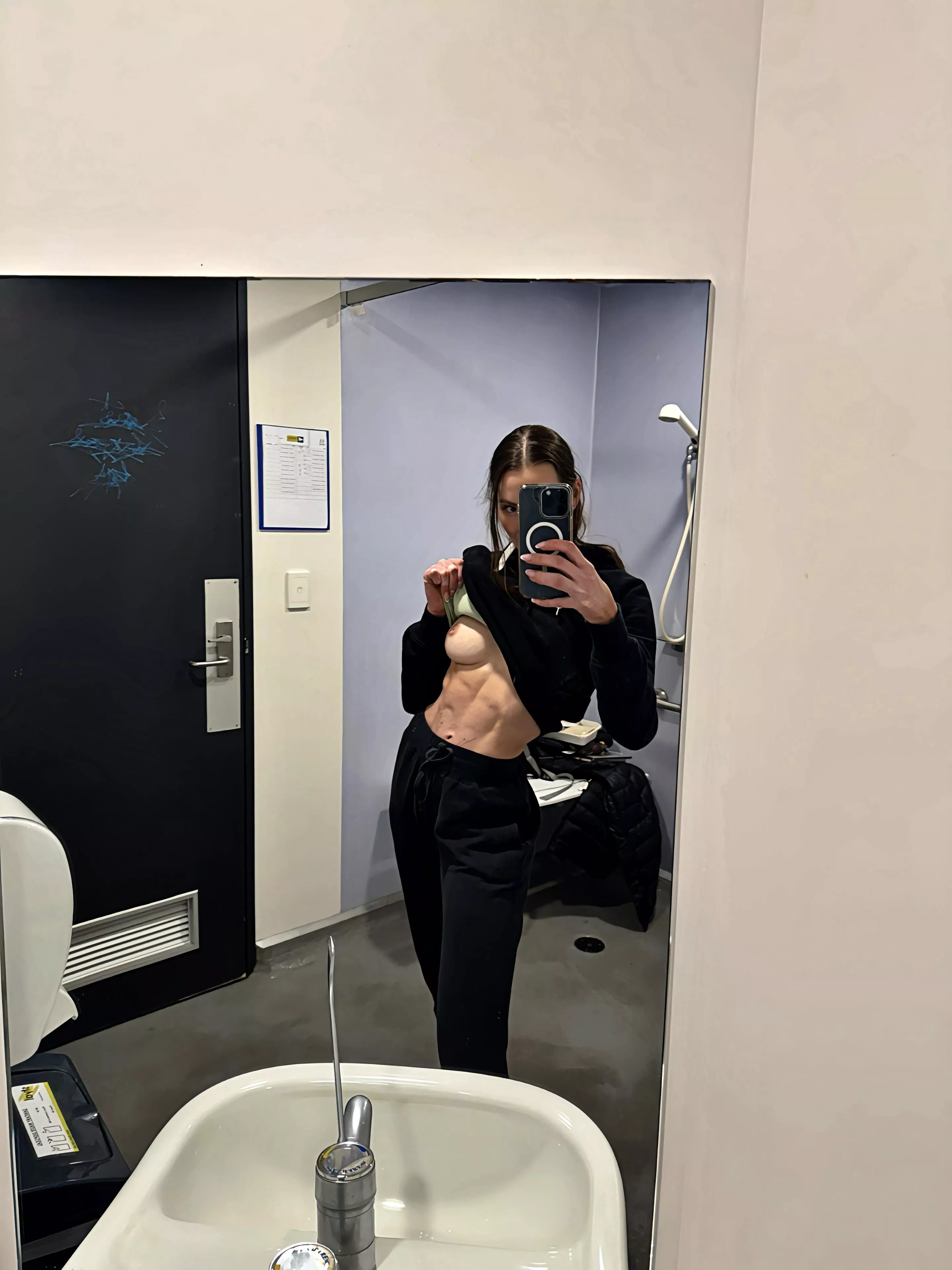 little gym bathroom flash to brighten your day posted by DeerKind8551