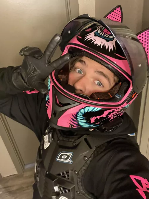 My Gloves are a size small 🫣  by loverboirider