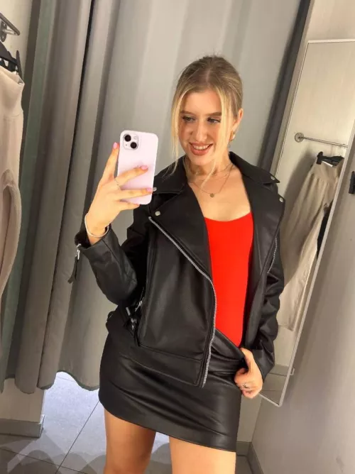 There are more chances in a leather outfit ;) by GracefulCharm