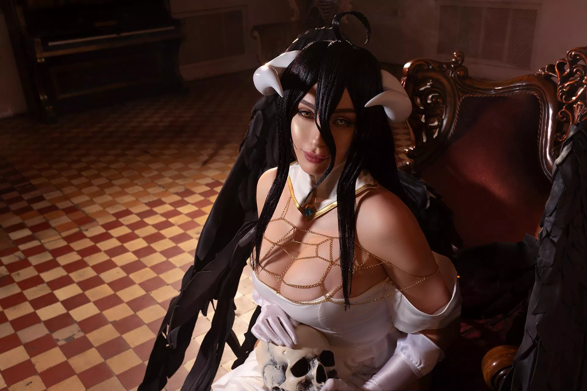 This gothic lady is staring at you!  posted by shadory_cos