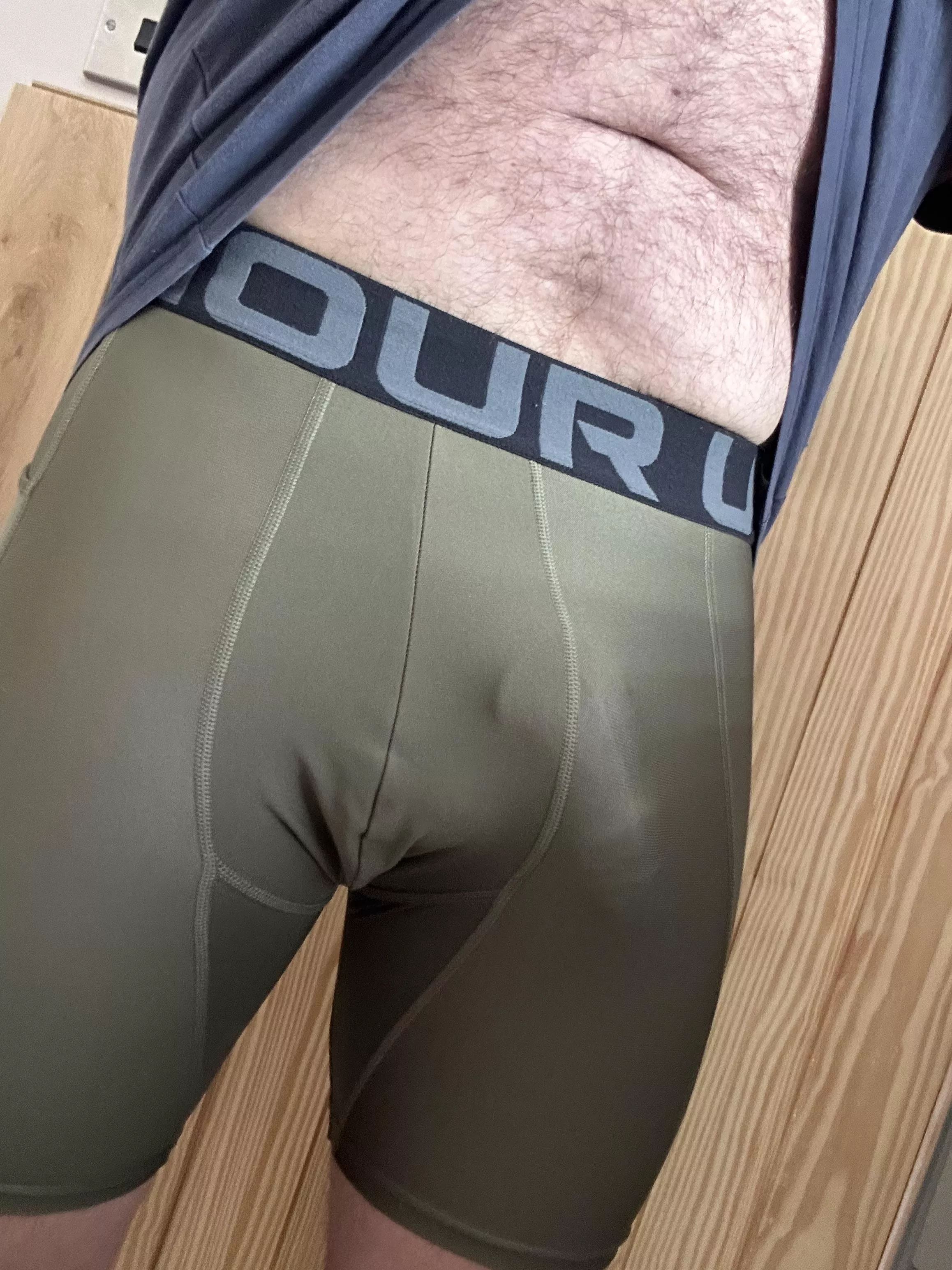 (34) cock ring at the gym posted by Bisparky7