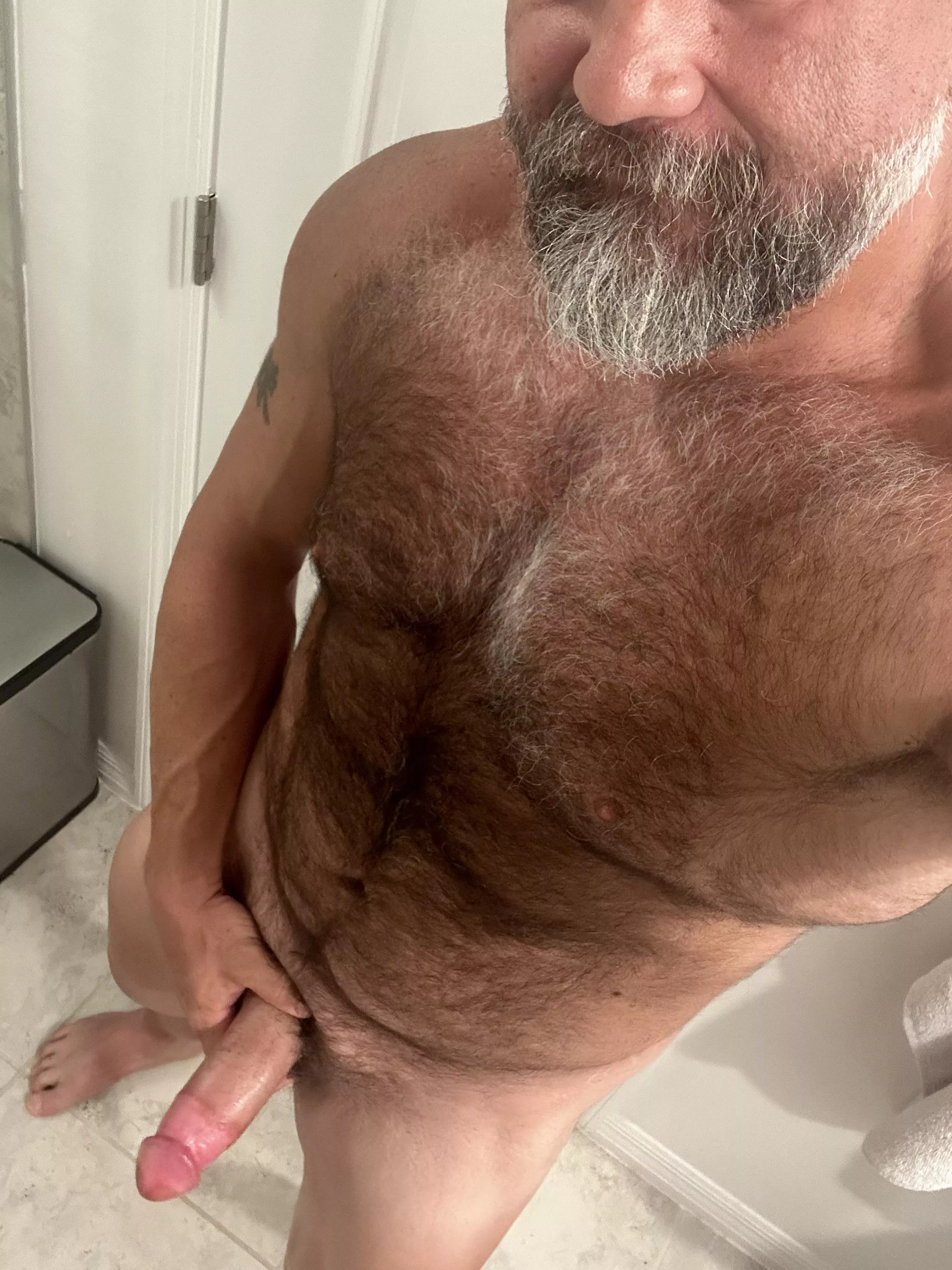 A Saturday beard and boner  posted by ThickBeardedDad