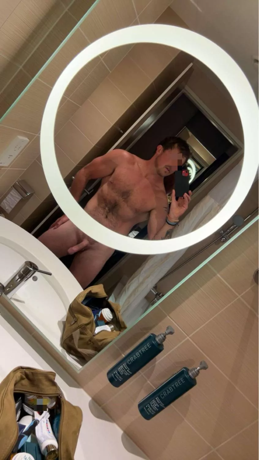 Are we hitting the showers together after PT?  posted by NClookingforcake