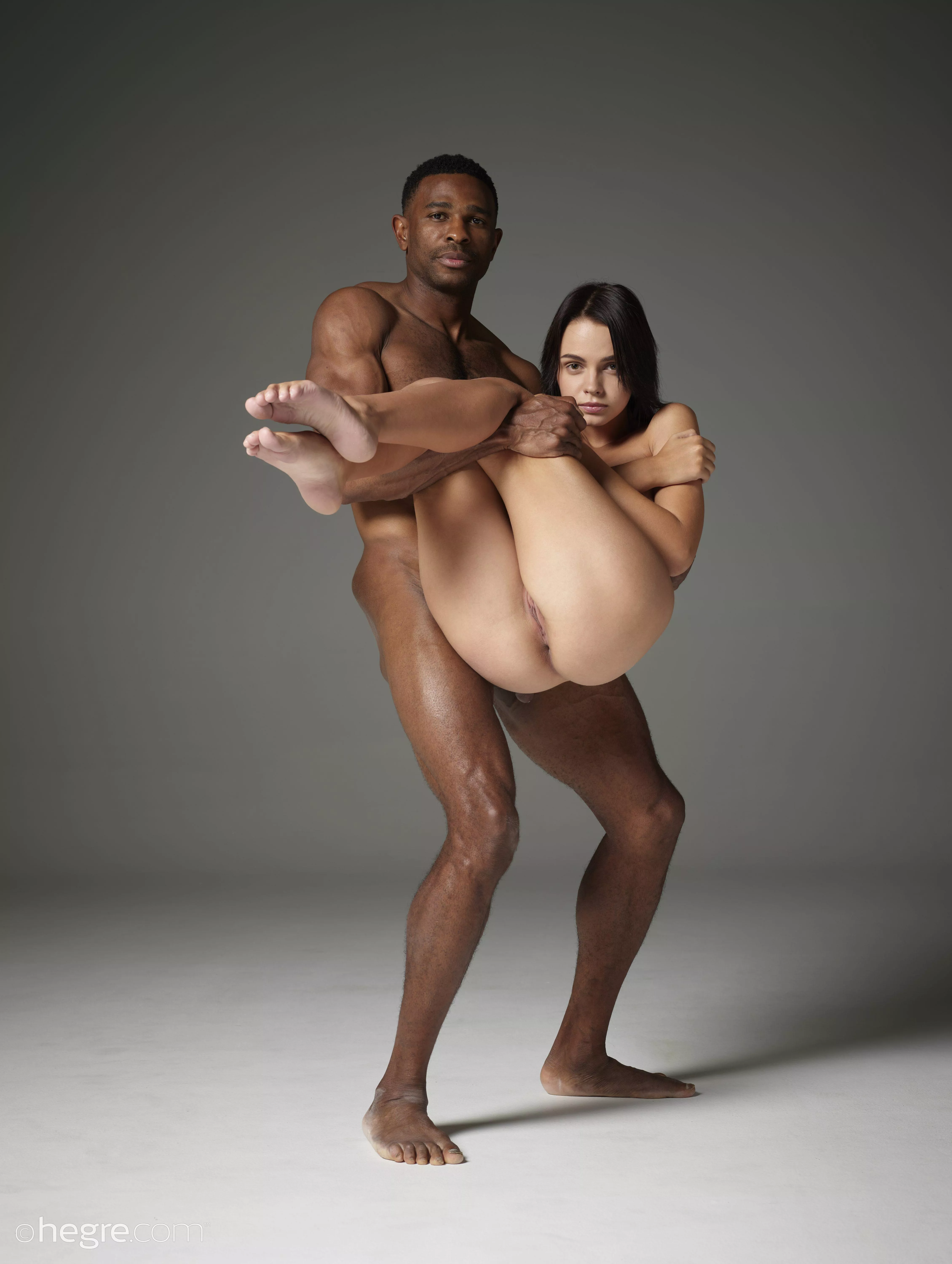 Ariel & Robin - Nude Couple posted by Hotterandlower