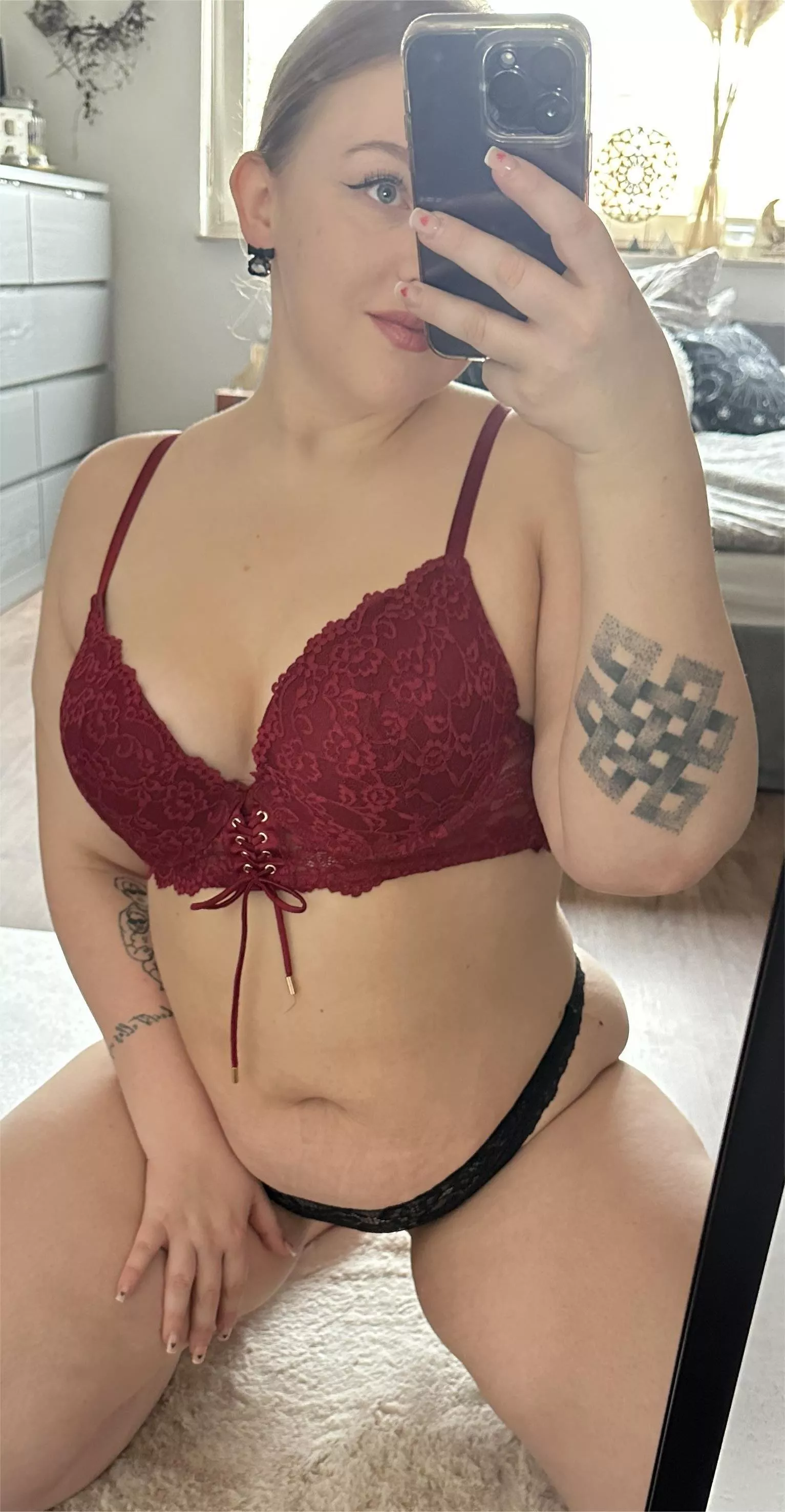 I wanna ride your face. posted by sweetlillyy