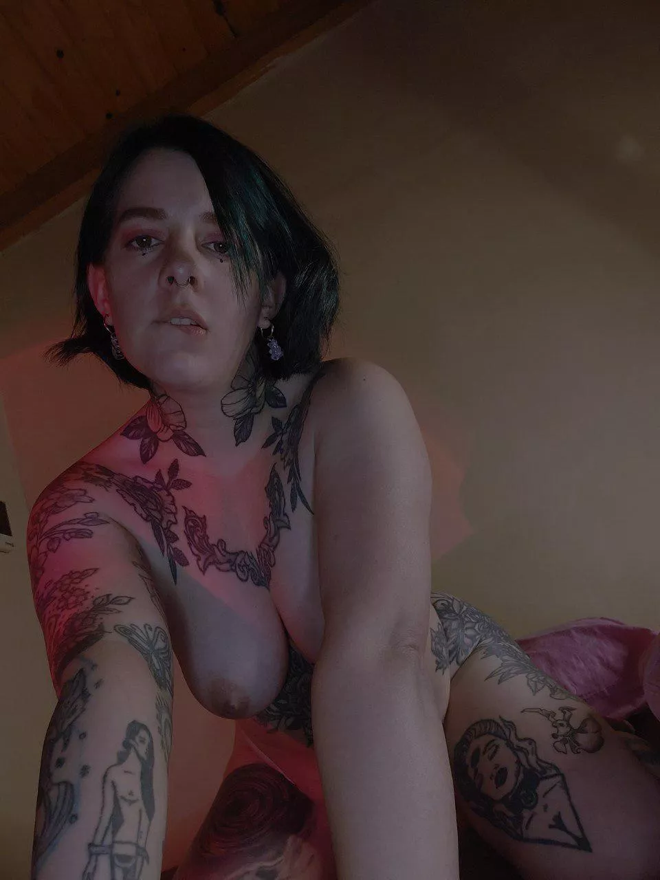 In the mood for a big snack posted by lexxi_sky