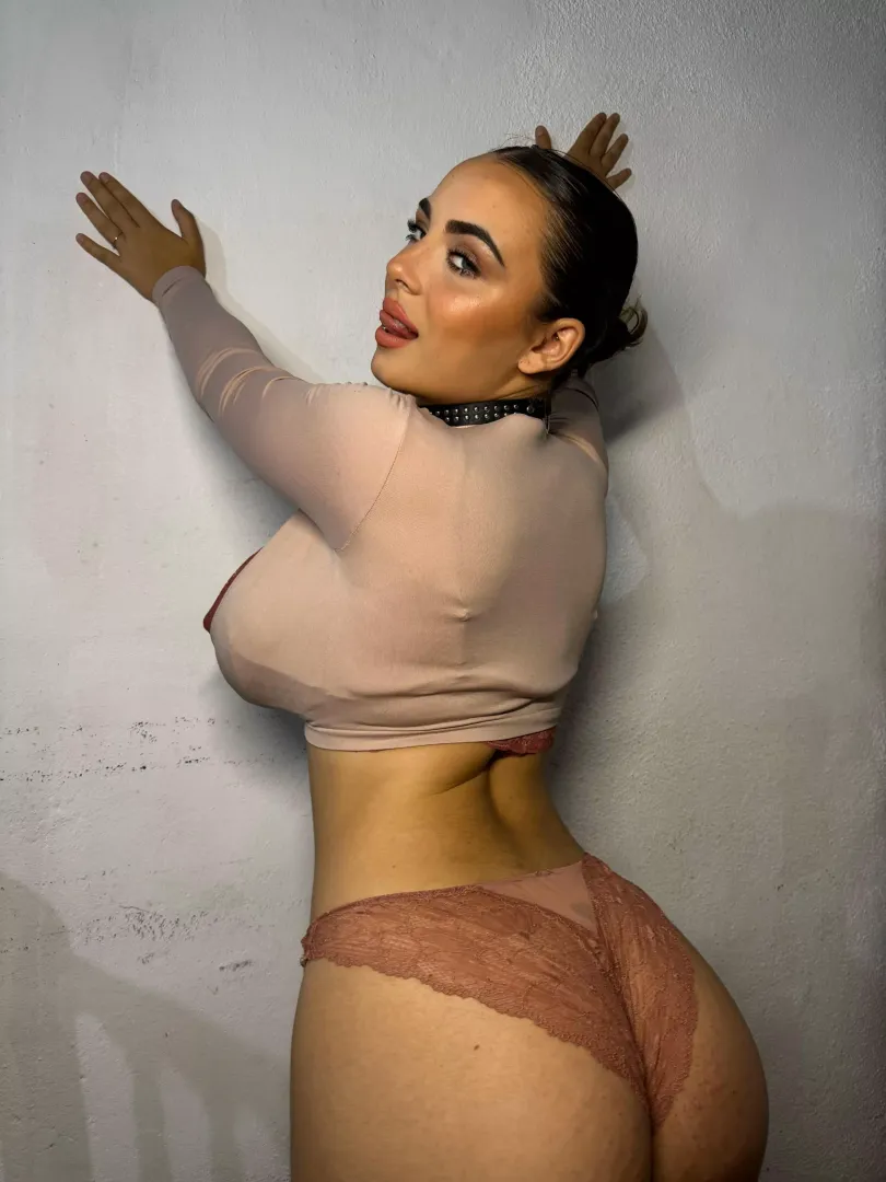 My tits are the perfect size for your mouth posted by CutieRadiantChick