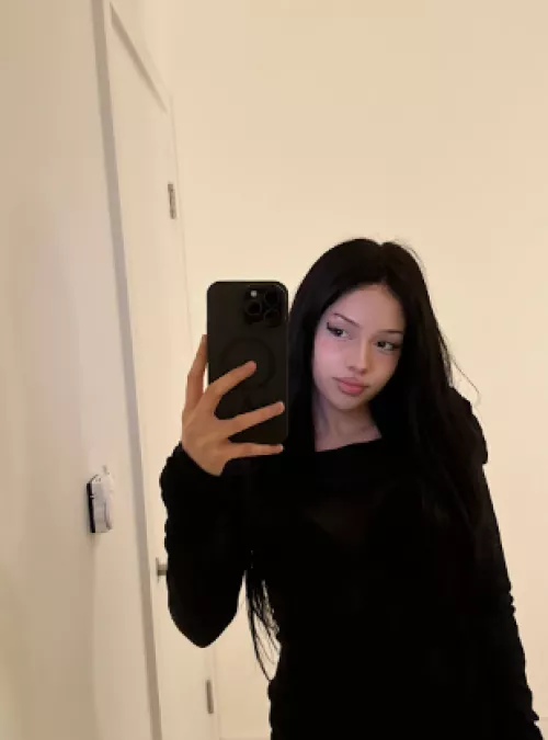 Sassy, classy, and a bit bad-assy.  by xGabyprtty