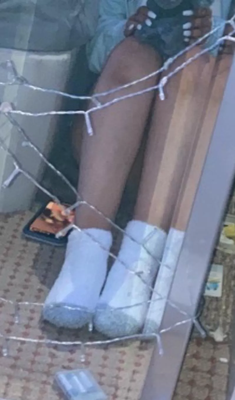 Some text me and trade some pics 😈💨 (m) posted by After_Cicada_8126