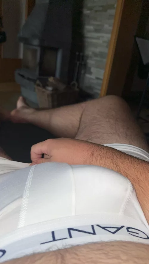 U guys like my 19y old bulge? by justchillingxxx