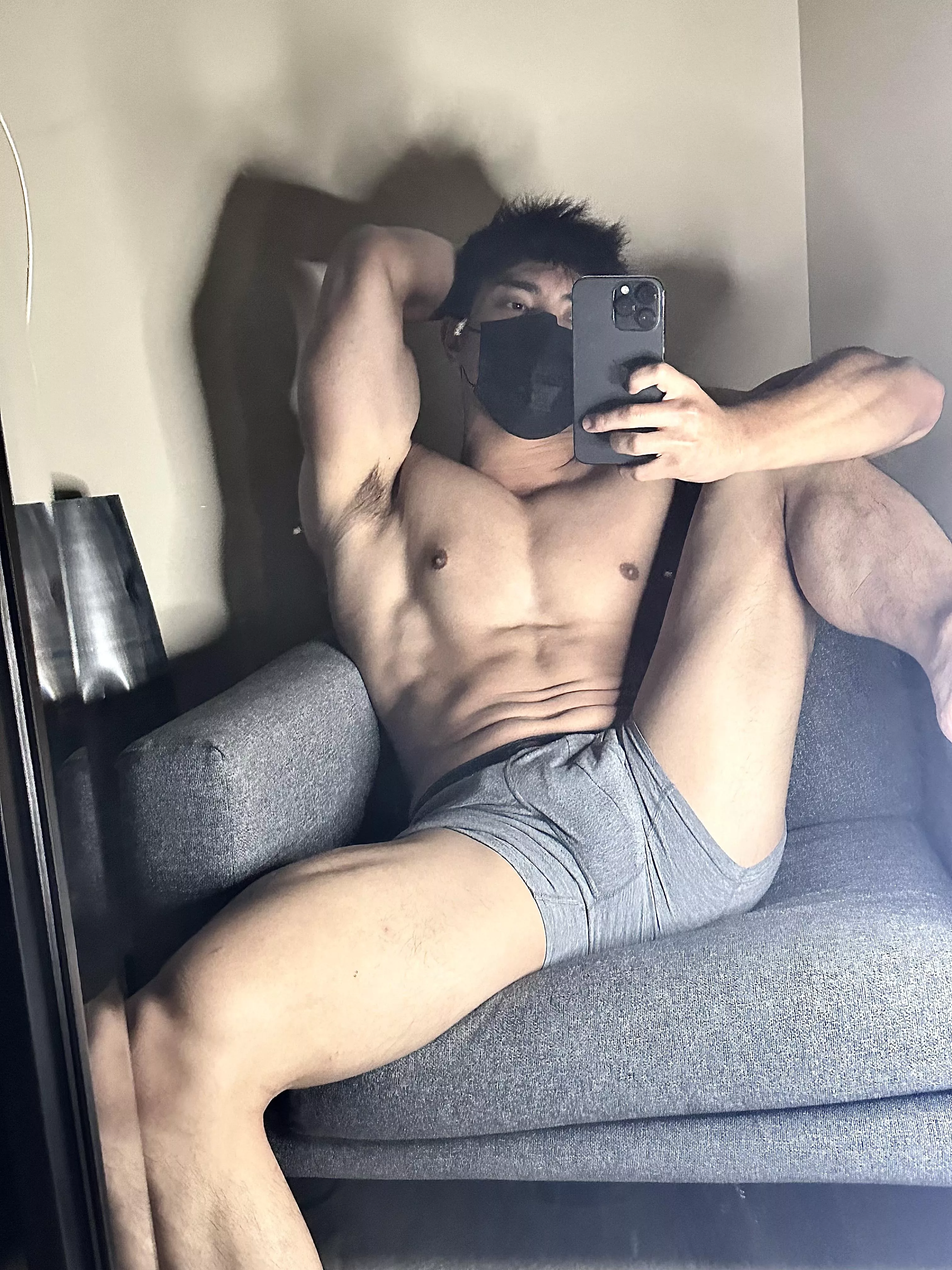 [19] are u sucking or riding first thing in the morning?  posted by AlexParkxxx